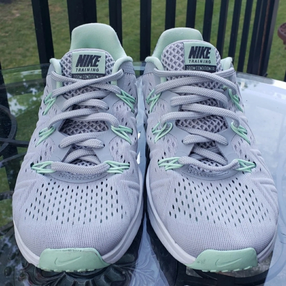 Nike Training Zoom Condition Sneakers